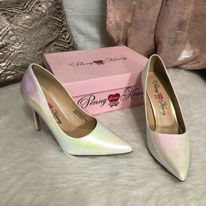 Holographic Pumps - Sz 8.5